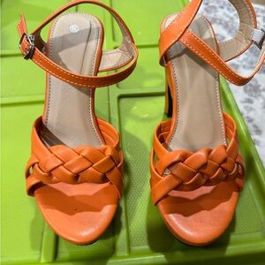 Orange Braided Strap Women's Sandals, Sz 6